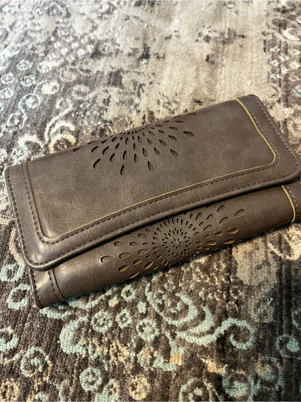 Women's Gray Faux Leather Fold-Over Wallet - Stylish Floral Cutout